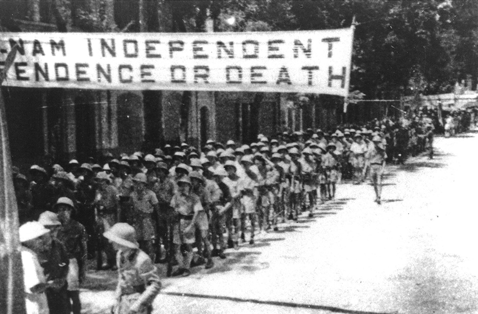 The August Revolution and independence