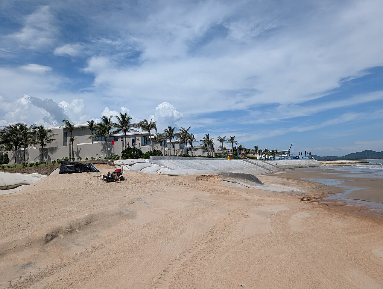 Ixora resort, Ho Tram 3