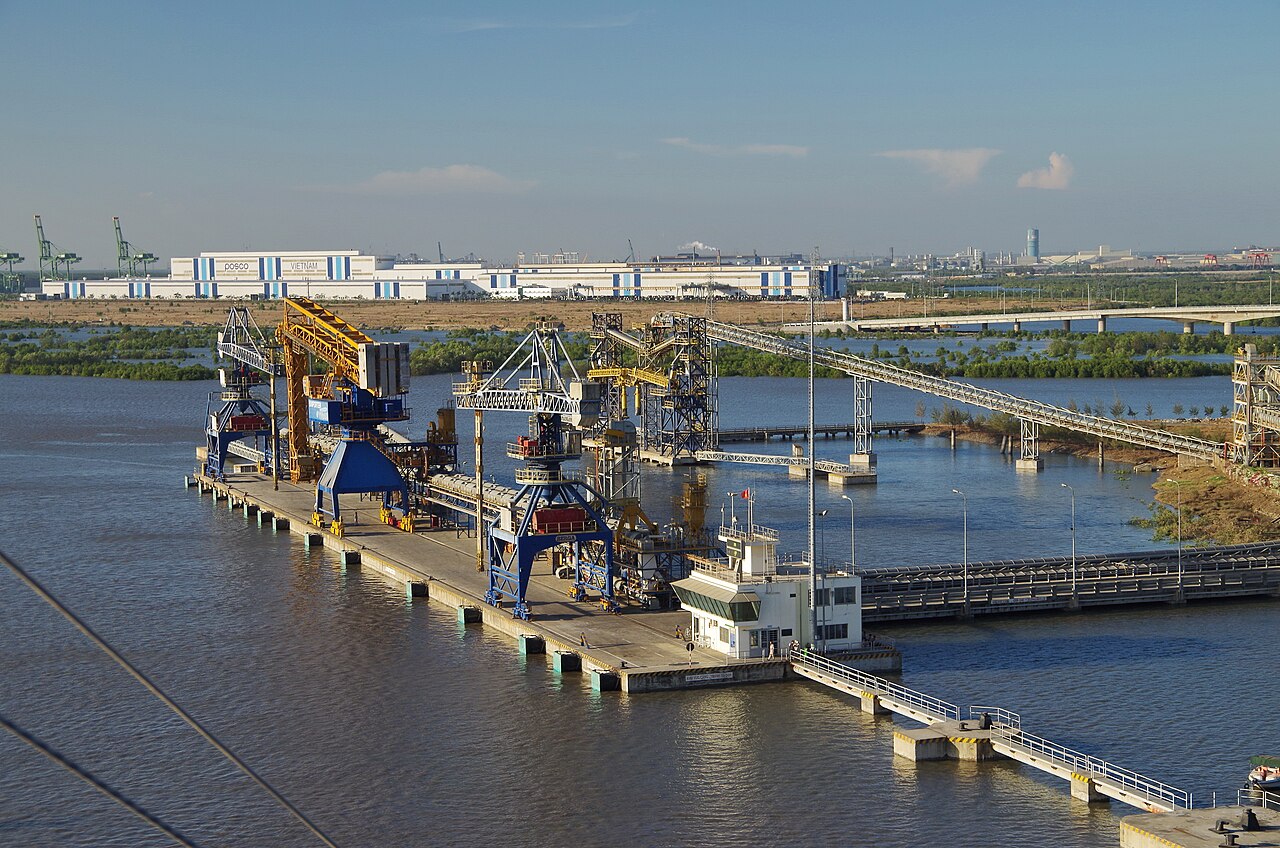 VN-Phu-My-Hafen-2