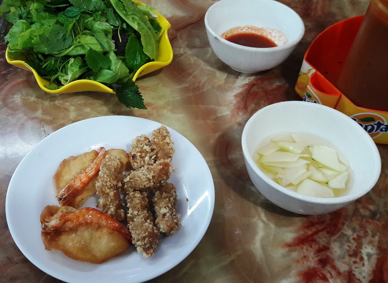 Bánh tôm (tháng 7 năm 2018) (2)