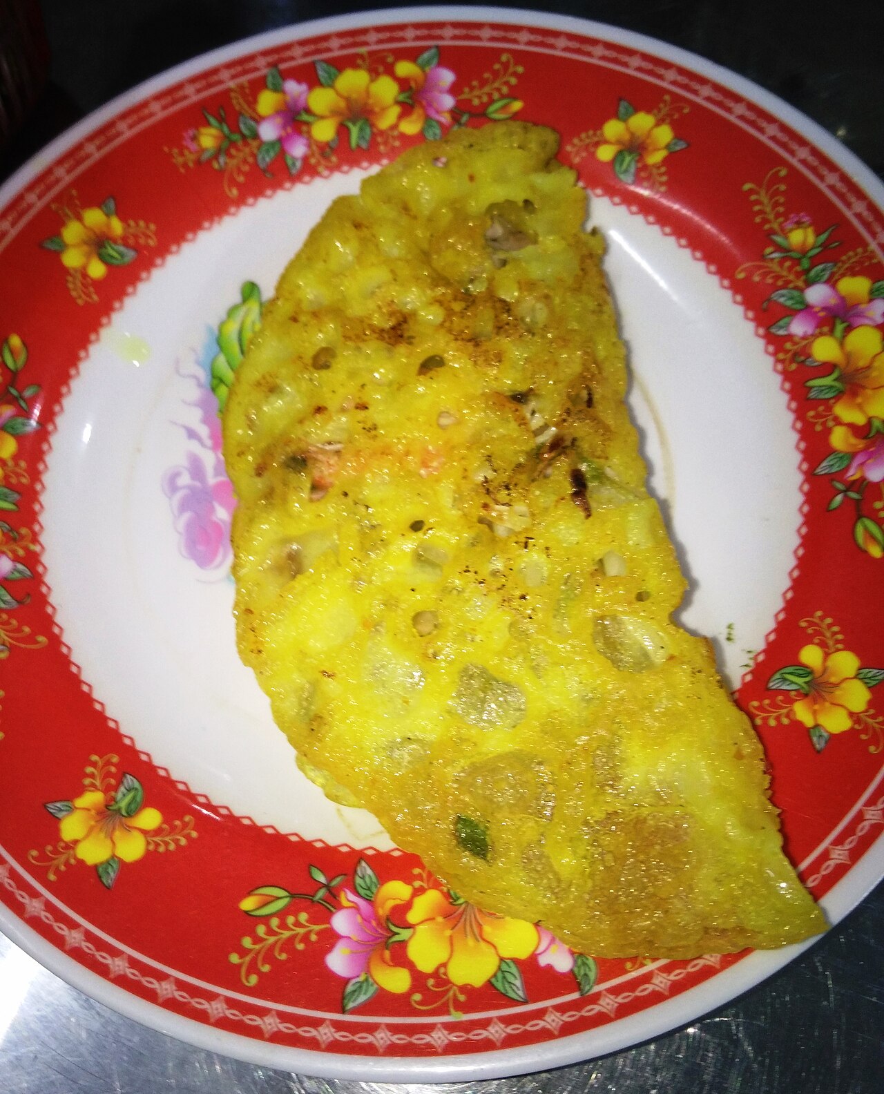Bánh xèo vỉa hè ở đường Kênh Nước Đen (1)
