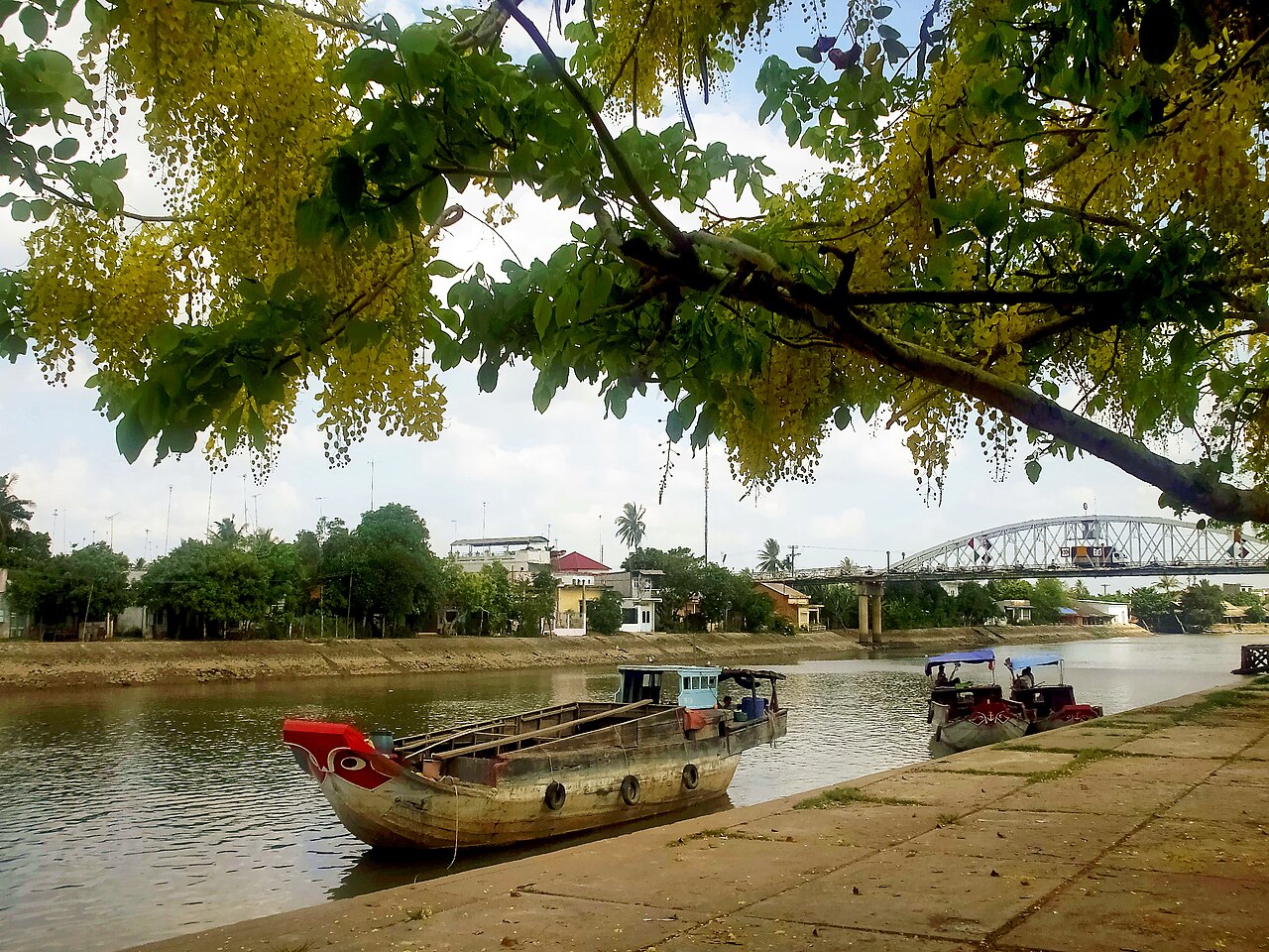 Kênh Chợ Lách