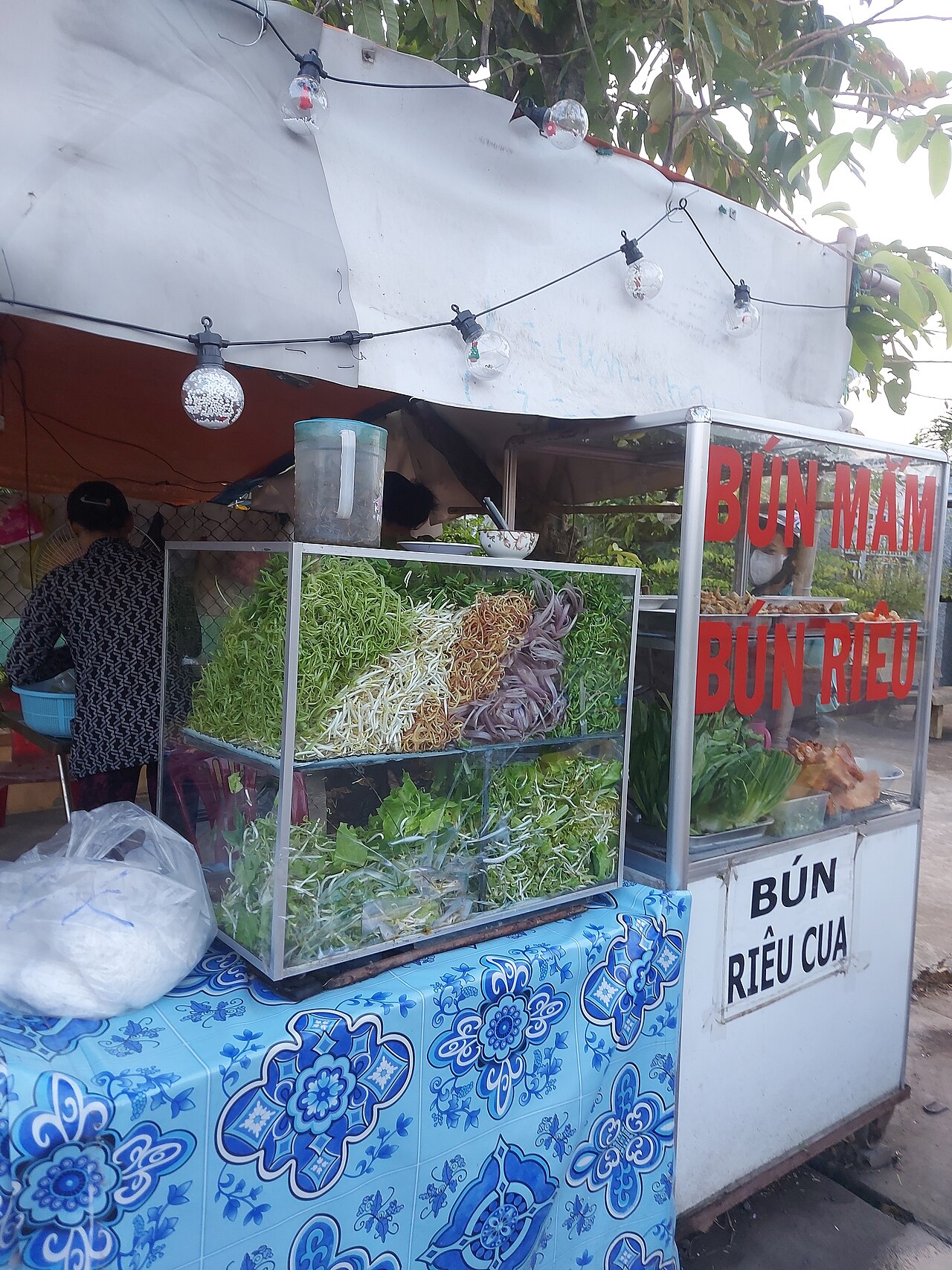 Bún mắm bún riêu xóm đình
