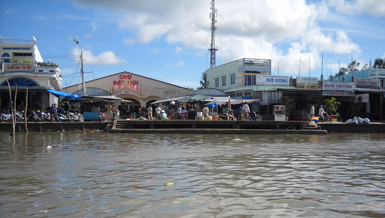 Chợ Đất Mũi