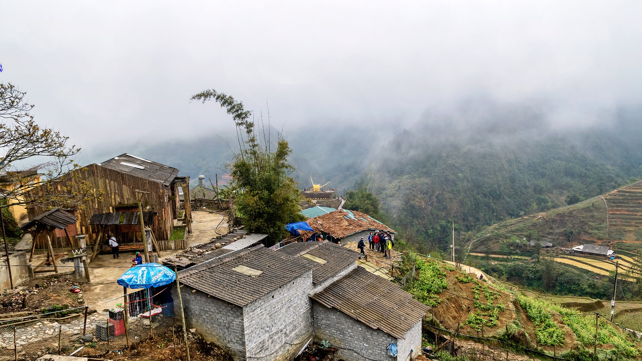 Trong bản Cát Cát