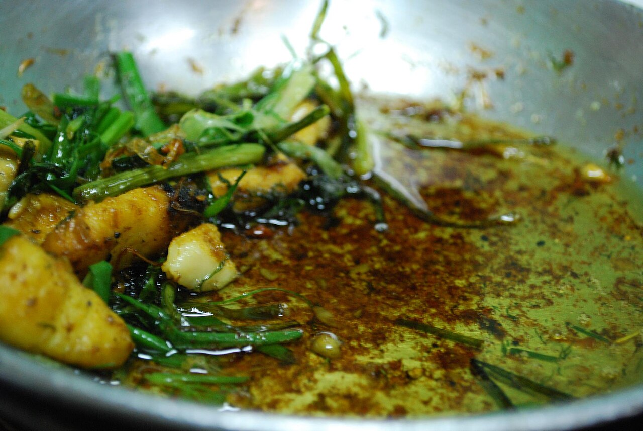 Turmeric and oil - Cha Ca La Vong
