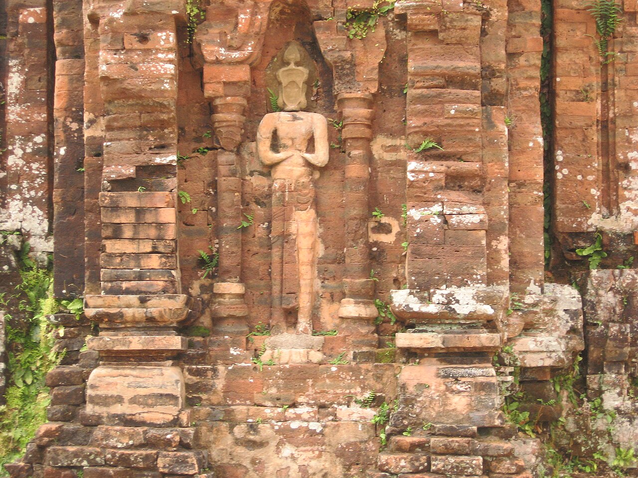 Architectural treasures and sculptures of Cham culture dating from the 7th to the 13th century in My Son, Vietnam 02