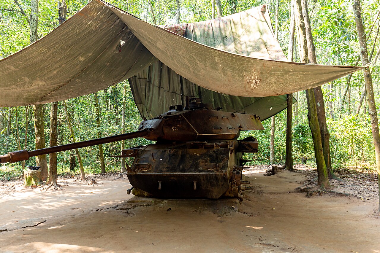 20190925 Cu Chi tunnels tank display-2