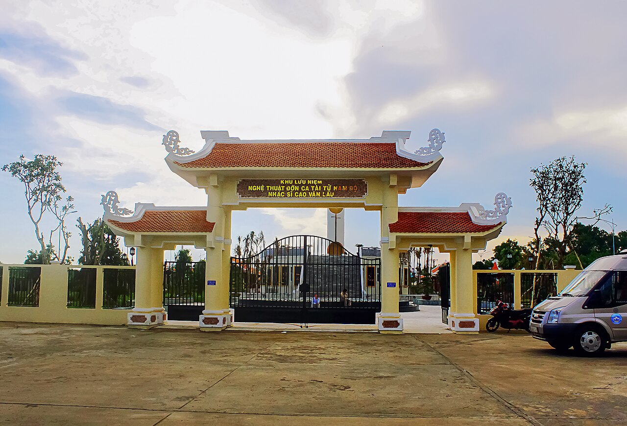 Khu lưu niệm Đờn ca tài tử Nam Bộ