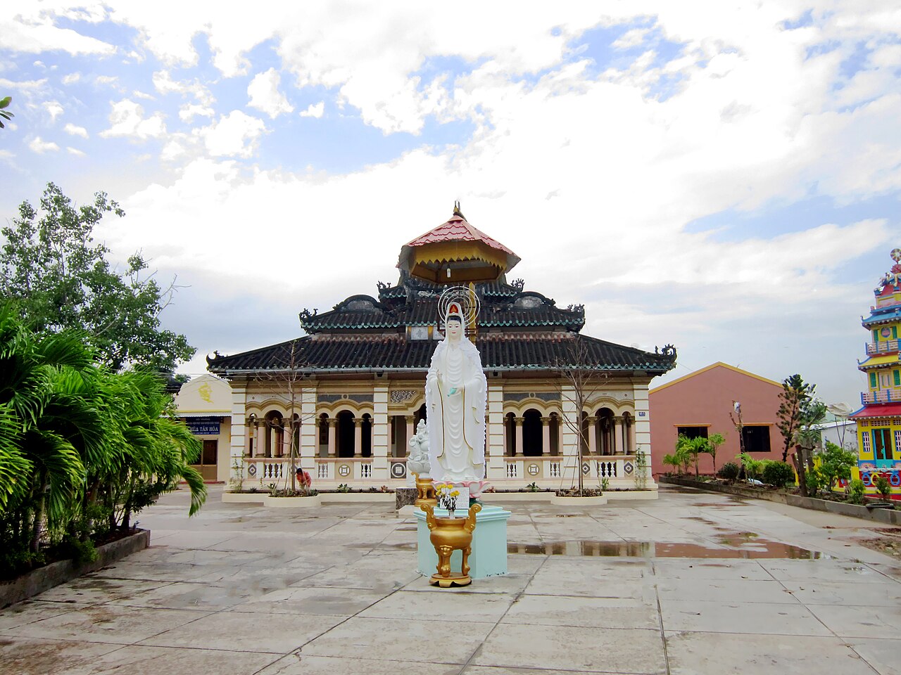 Chùa Tân Hòa