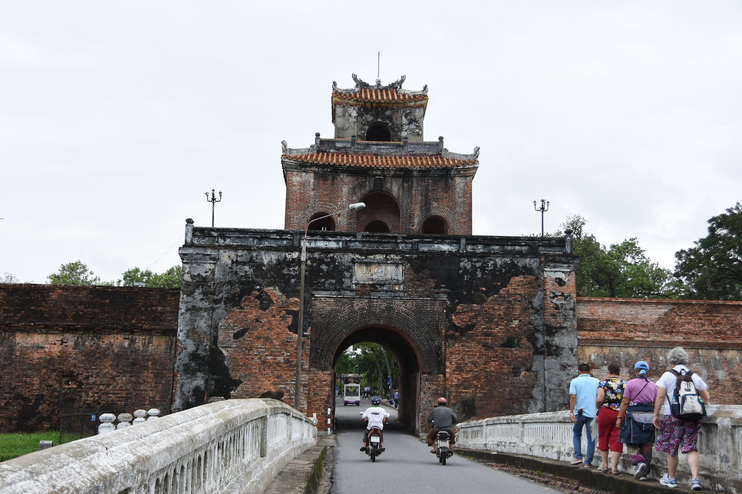 Ngo Mon Gate for entry to the Imperial Citadel, Hue (31654316702)