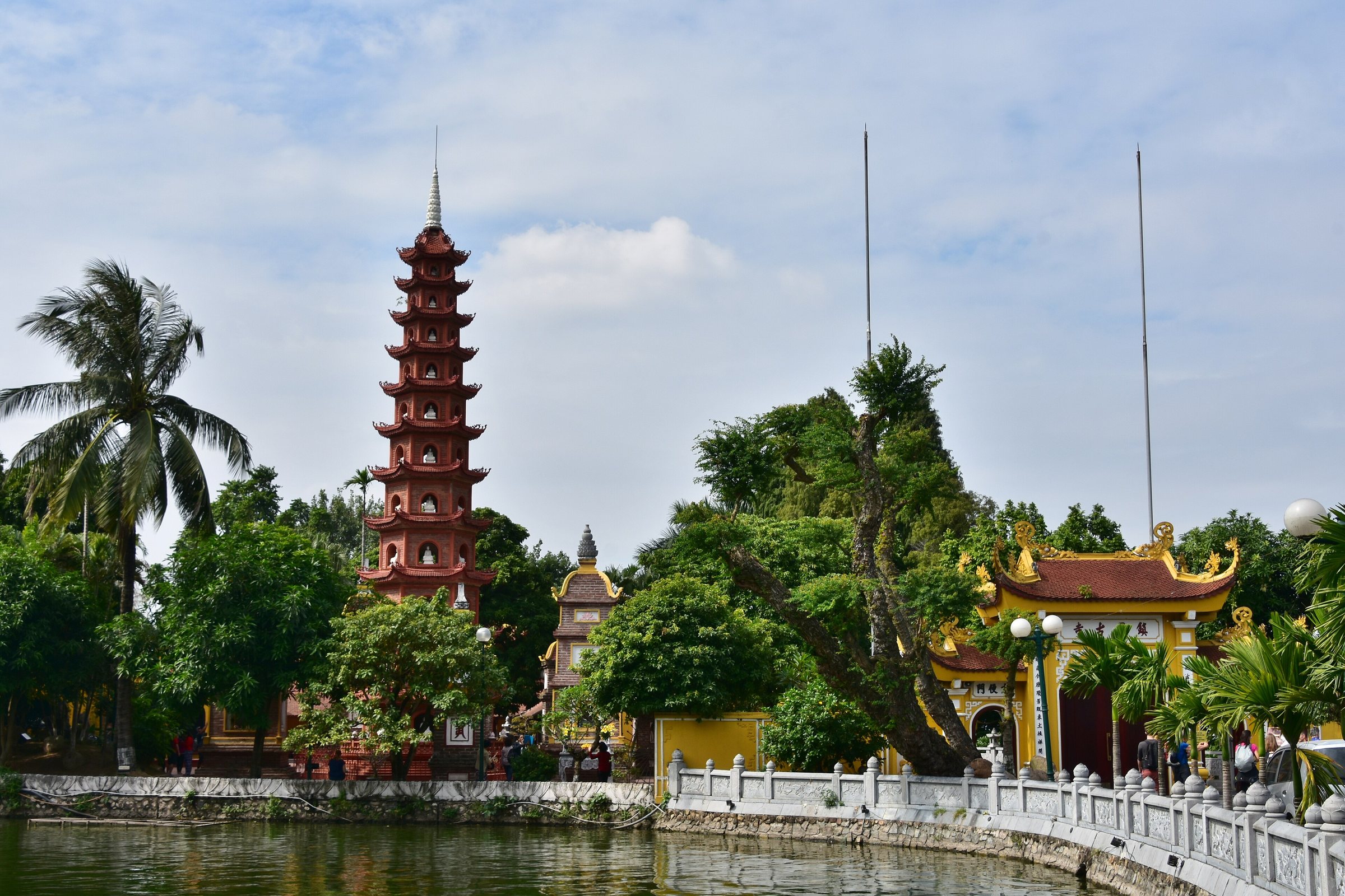Tran Quoc Buddhist Pagoda, Hanoi, 6th century (24) (37610879445)