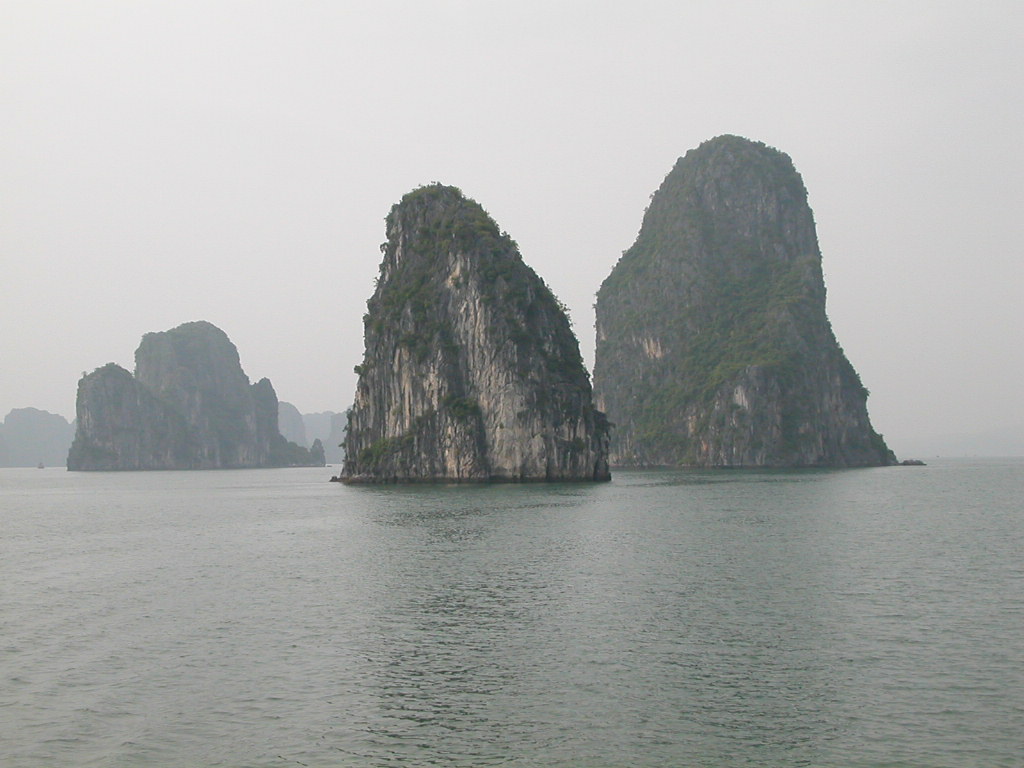 Ha Long bay tourism 11