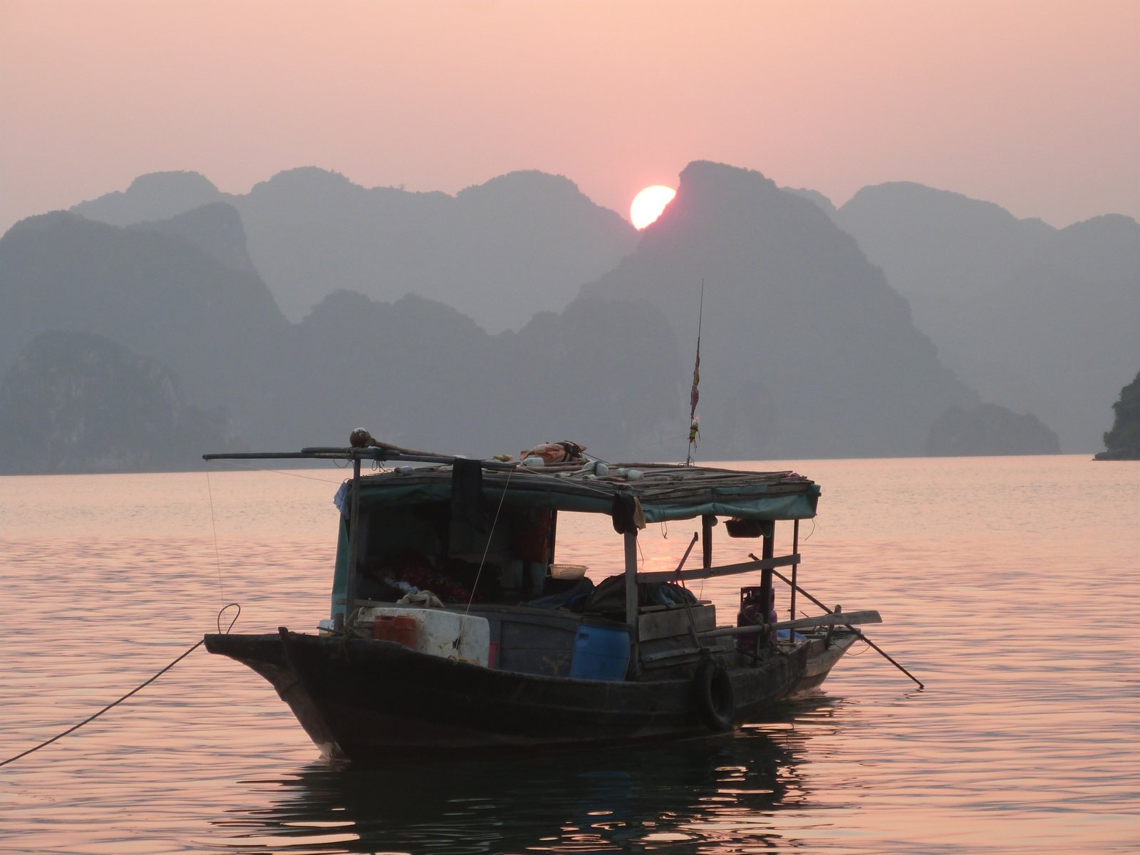 Sunset Halong boat