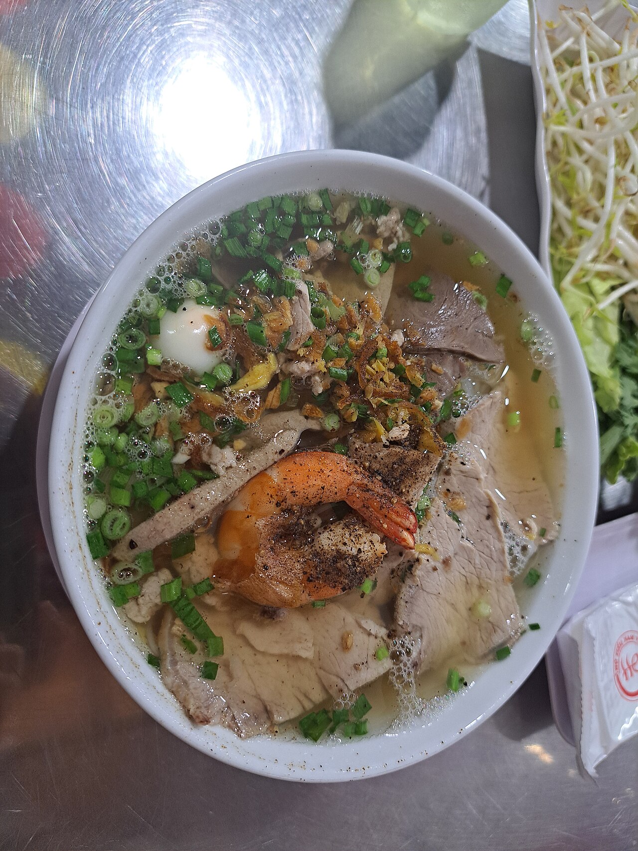 Bowl of Hu Tieu in Bui Vien Street