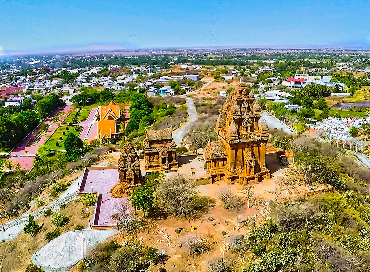 Po Klong Garai, Champa Hindu temples complex 03