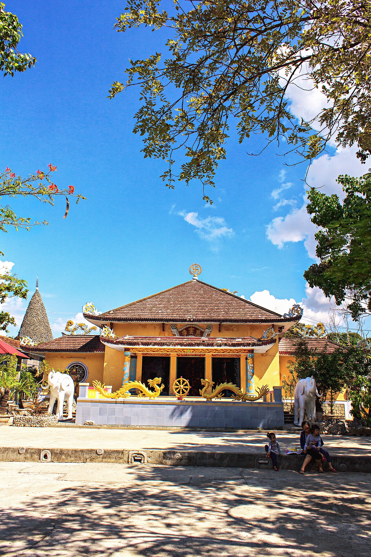 Chùa Từ Vân
