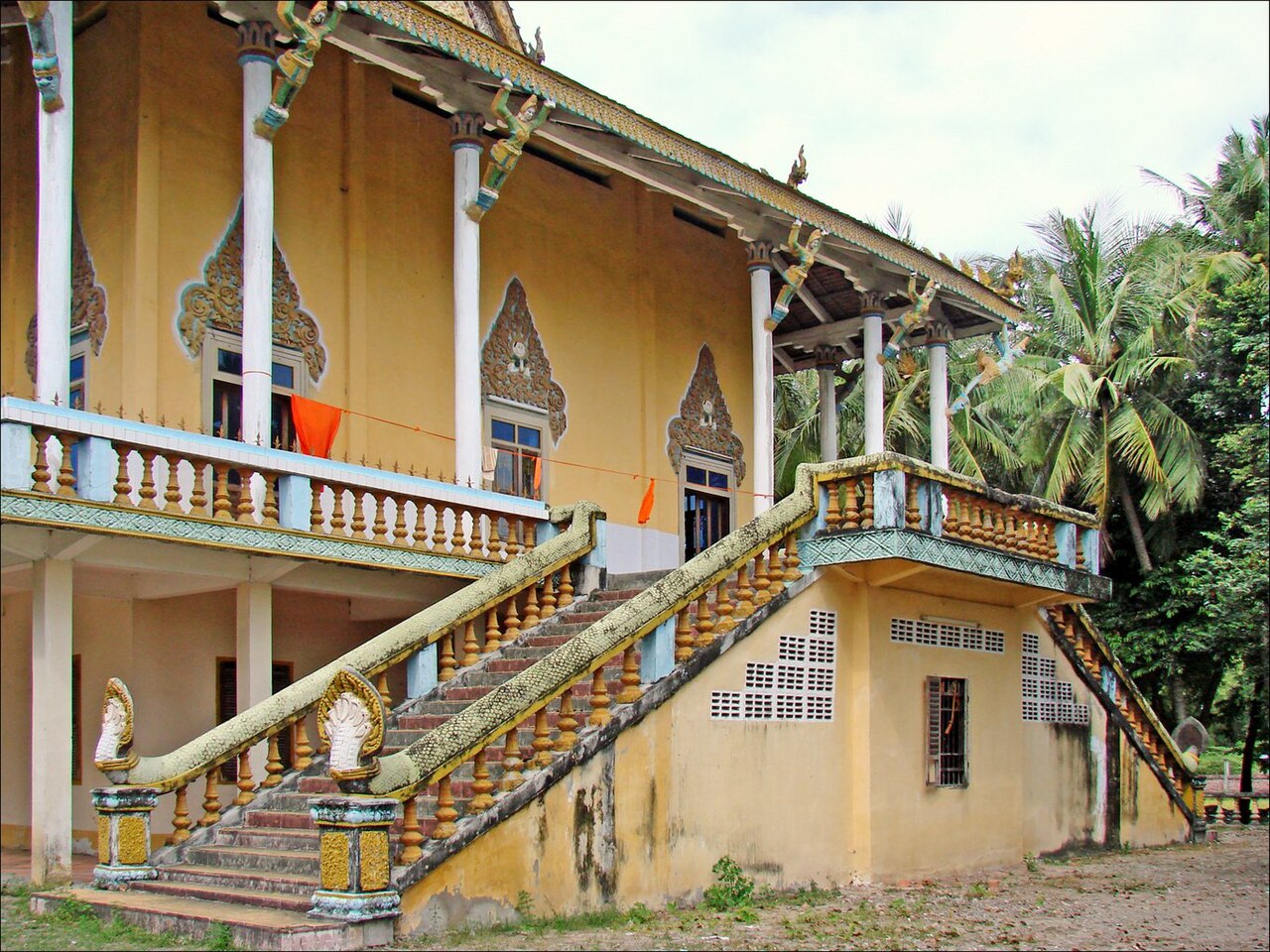 Le Wat Thomit (Vinh Trung, Vietnam) (6600738953)