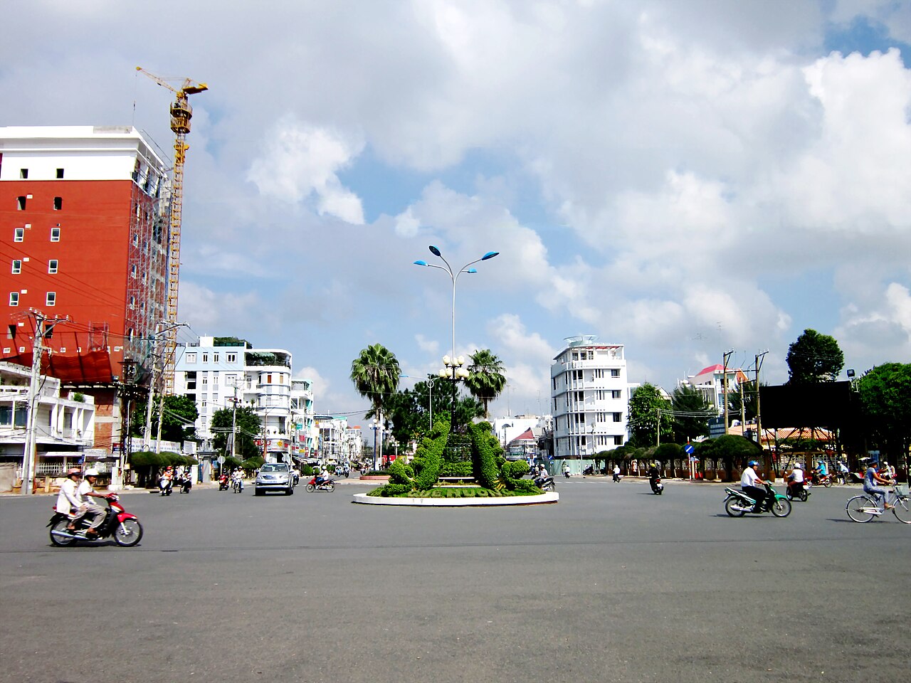 Trung tâm Long Xuyên