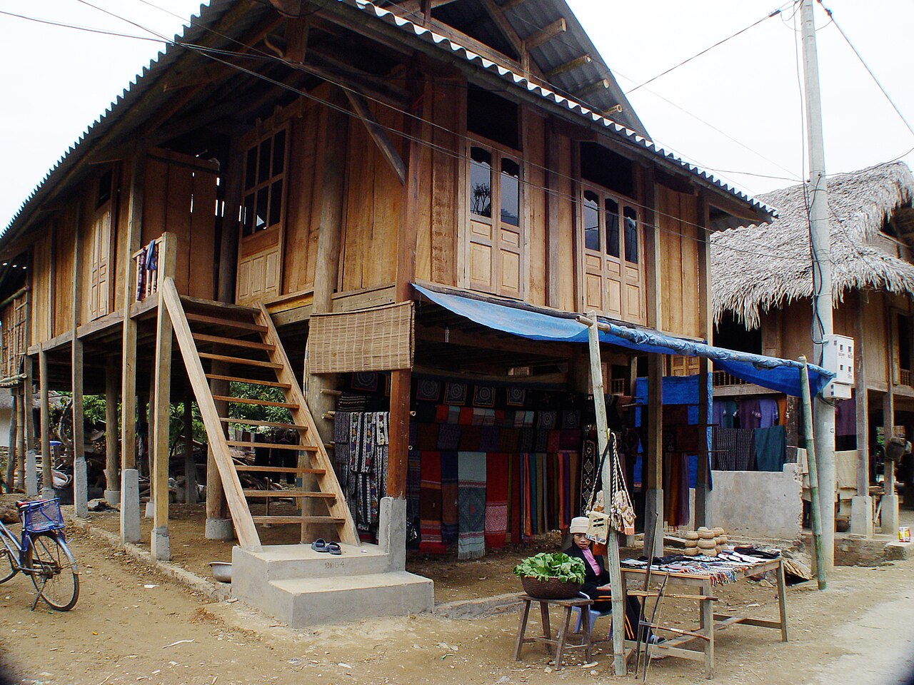 Stick-house-contstruction,-Mai-Chau,-Vietnam