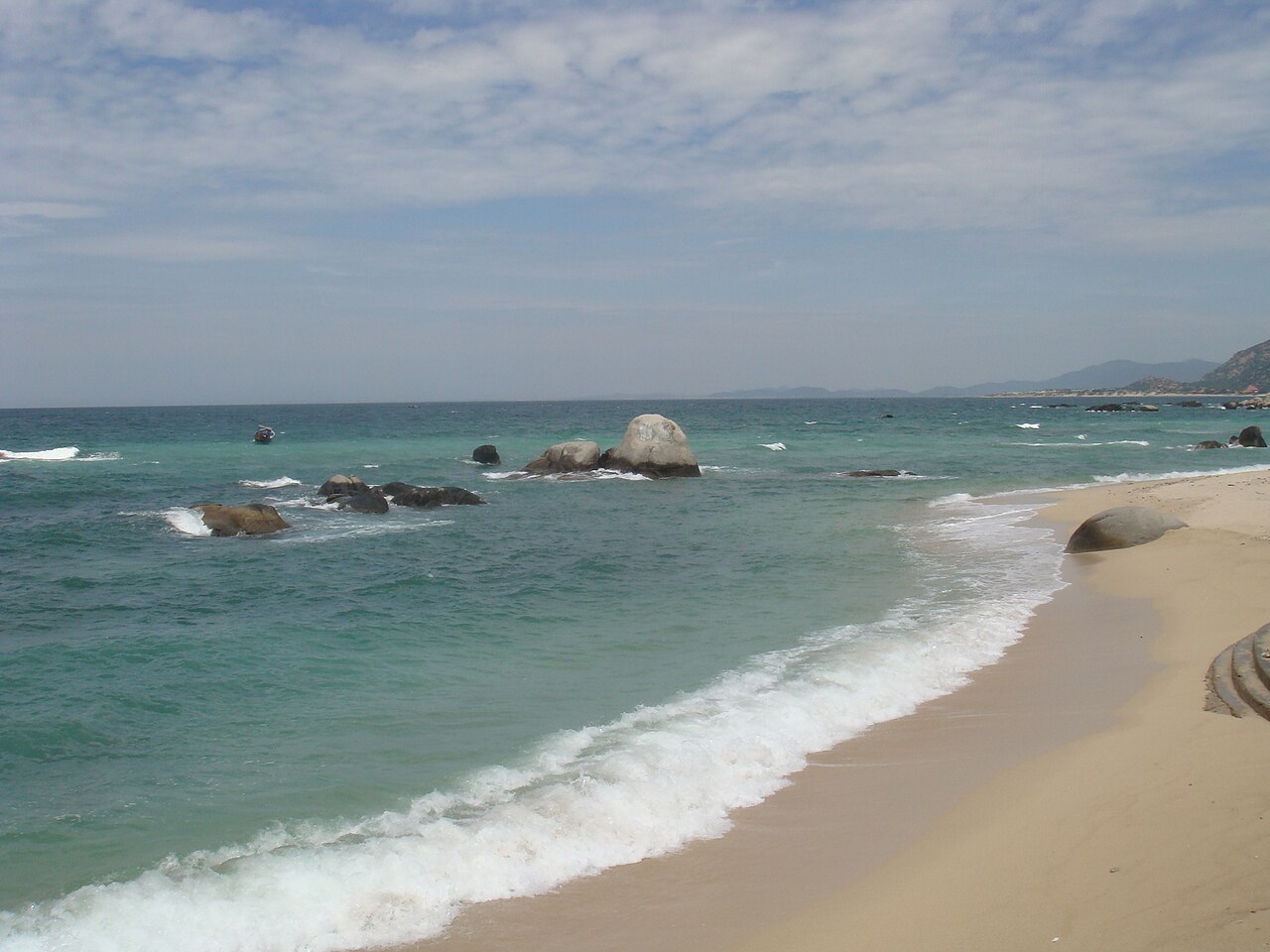 Ca Na beach, Ninh Thuan