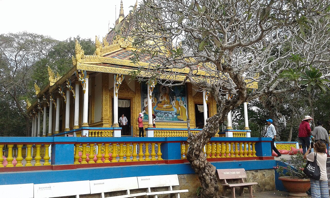 Chánh điện chùa Dơi - Sóc Trăng