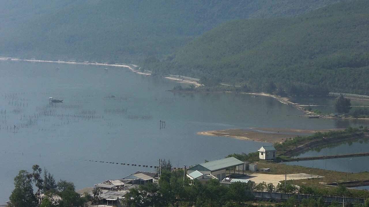 Oyster Farm, Thừa Thiên-Huế province, Vietnam (6944147558)