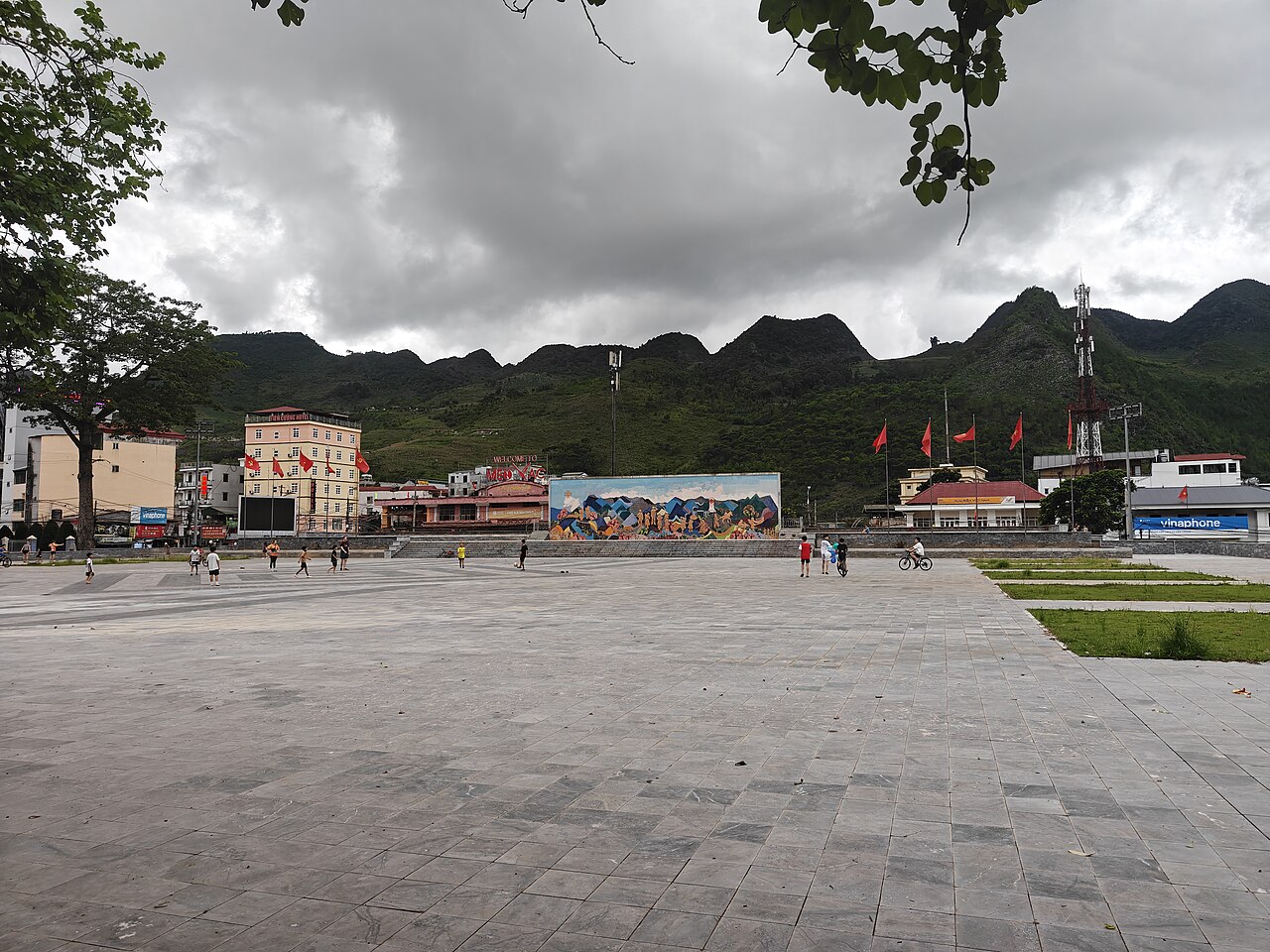 Meo Vac Commune Square, Tuyen Quang Province